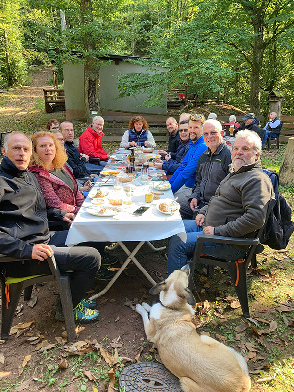 Ae32d360 d9c6 4986 9039 4cb369492792